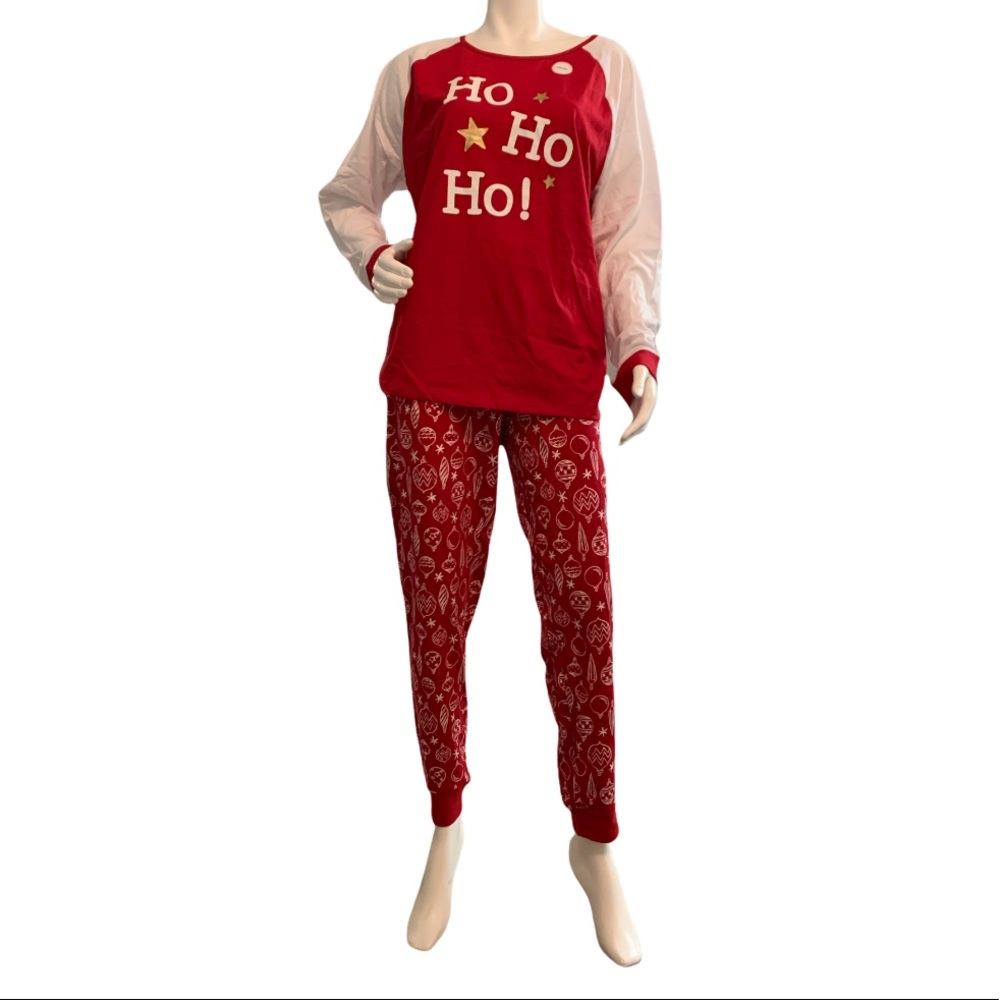NWT Women 2 Piece Christmas Pajama Set